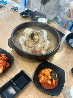 Bongasamgyetang (본가삼계탕) 2