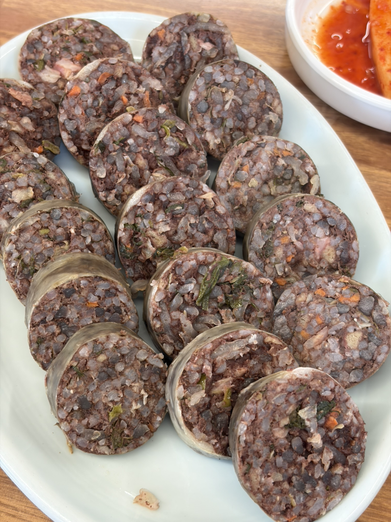 Sundaeilbeonji (순대일번지) 1