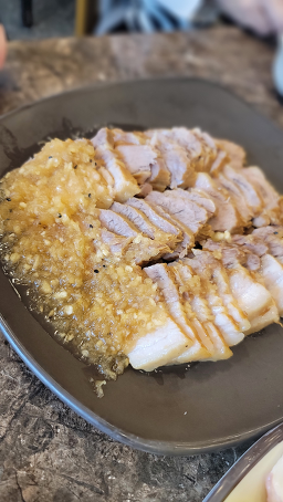 Daedeokgolbossamkalguksu 4