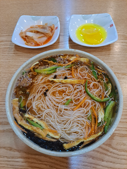 Baekunguksubang (백운국수방) 1