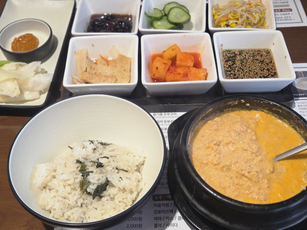 탁사발두부공방 신사역점 대표 사진