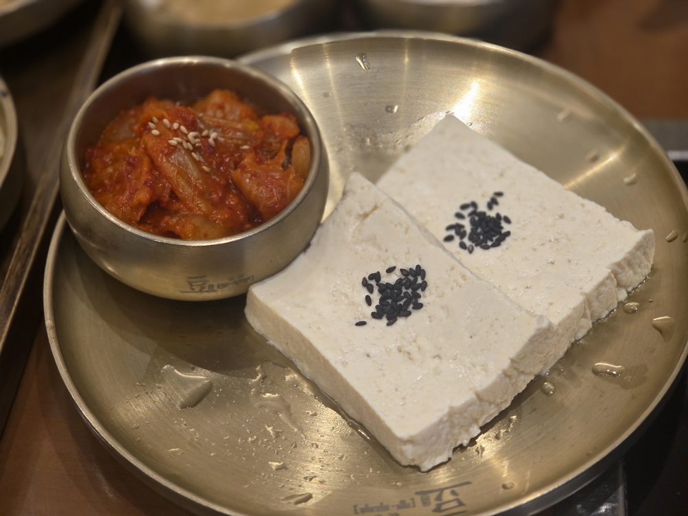 Kongdujubaek sinnaejeom (콩두주백 신내점) 1