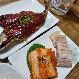 Mukeunjisarang (묵은지사랑) 2