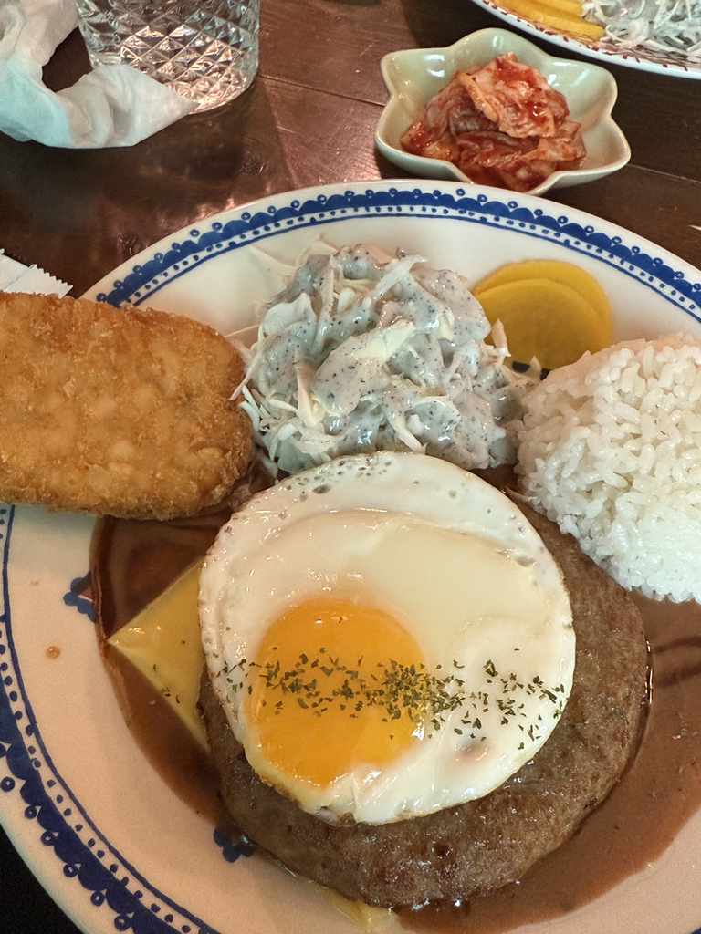 Damjaengibueok (담쟁이부엌) 2