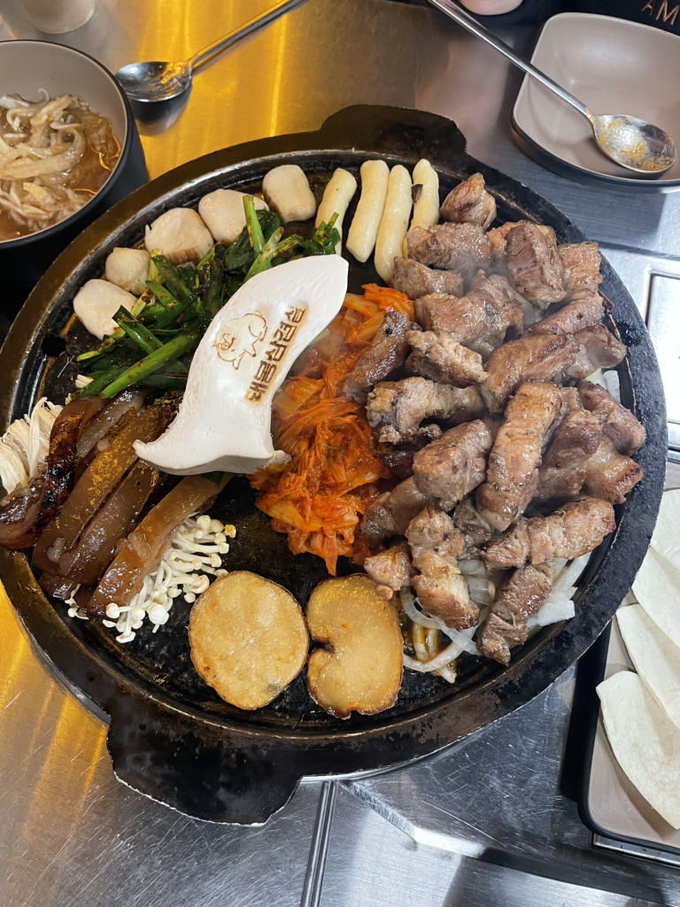 돼봉삼겹살 천호점 사진 4