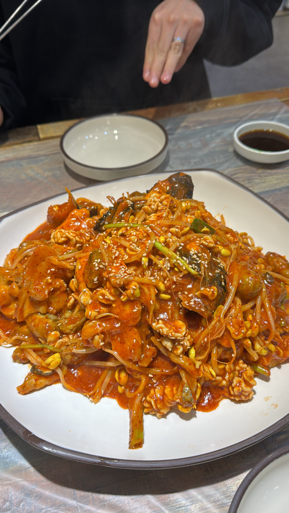왕창아구찜 3