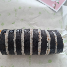 Gobongmingimbap (고봉민김밥) 1