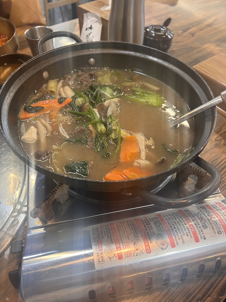 Jinjugyobang hanu (진주교방 한우) 1
