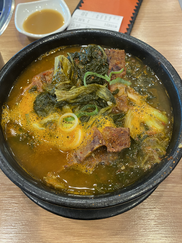 Siwonaegamjatangdonghobangchonjikyeongjeom (시원애감자탕동호방촌직영점) 2
