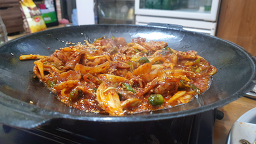 Haengboksikdang (행복식당) 1
