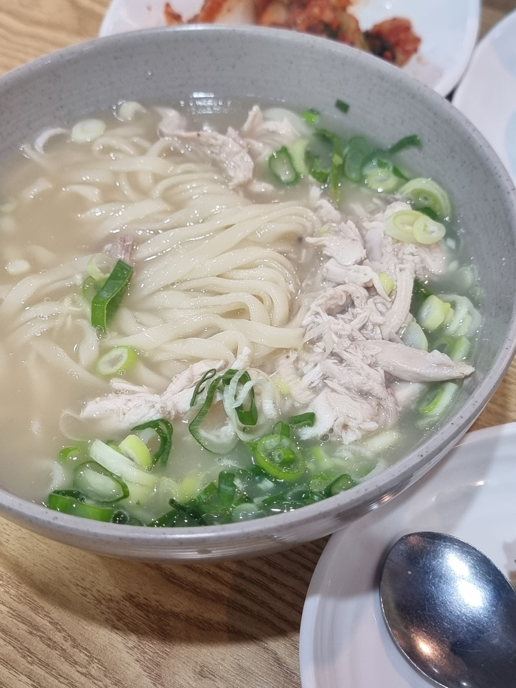 Ilsankalguksu (일산칼국수) 3