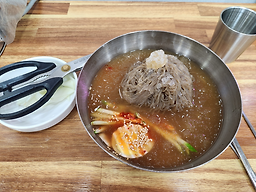 Jjomaemaeunnaengmyeon 6