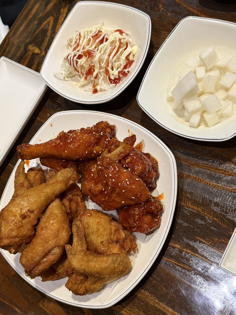 로랜드치킨북문점 1