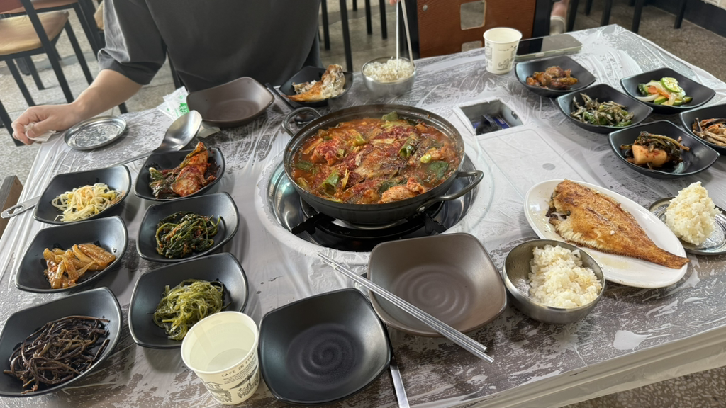 육구식당 3