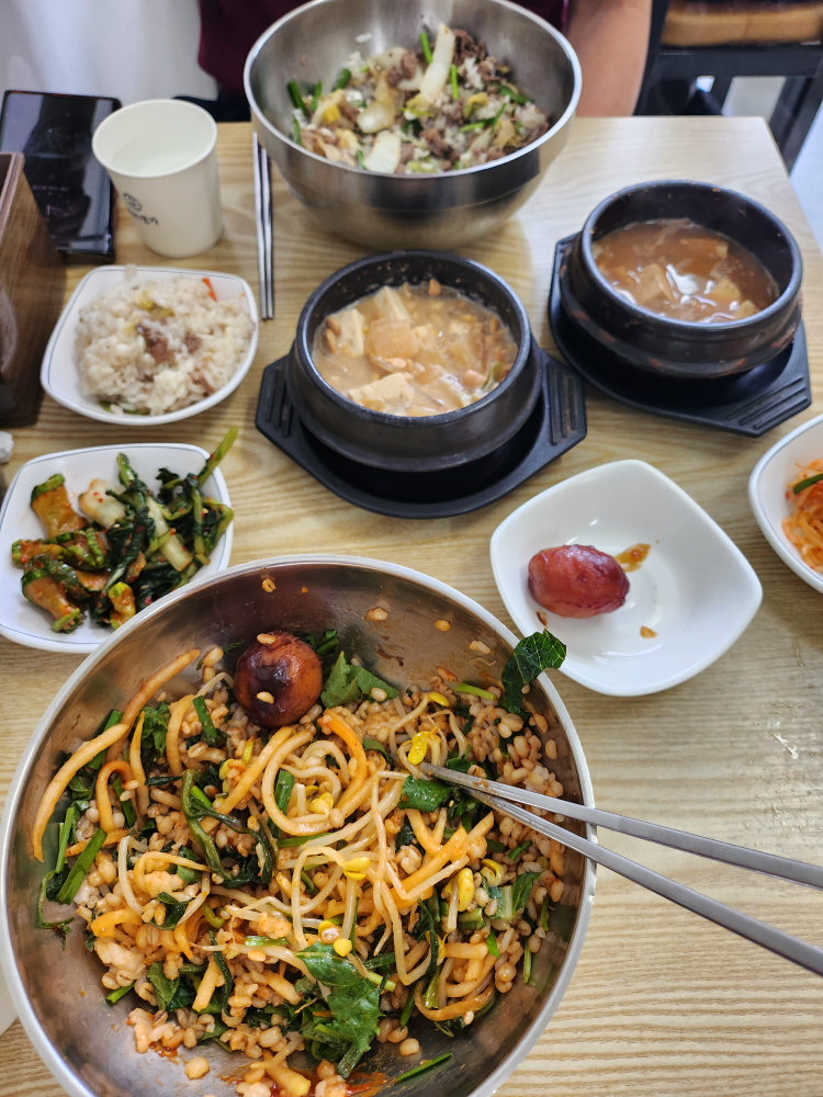 본가보리밥 대표 사진