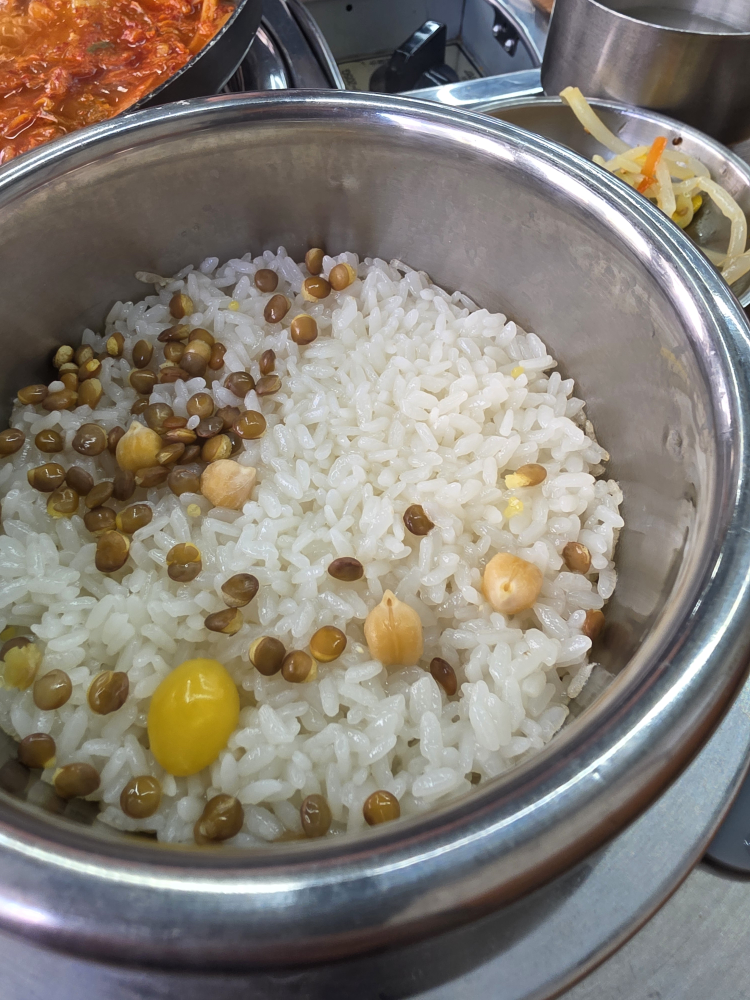 Gyeongwonsikdang (경원식당) 3
