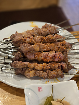 Sinhyangyangdarigui (신향양다리구이) 1