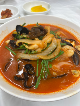 Huiraedeung (희래등) 2
