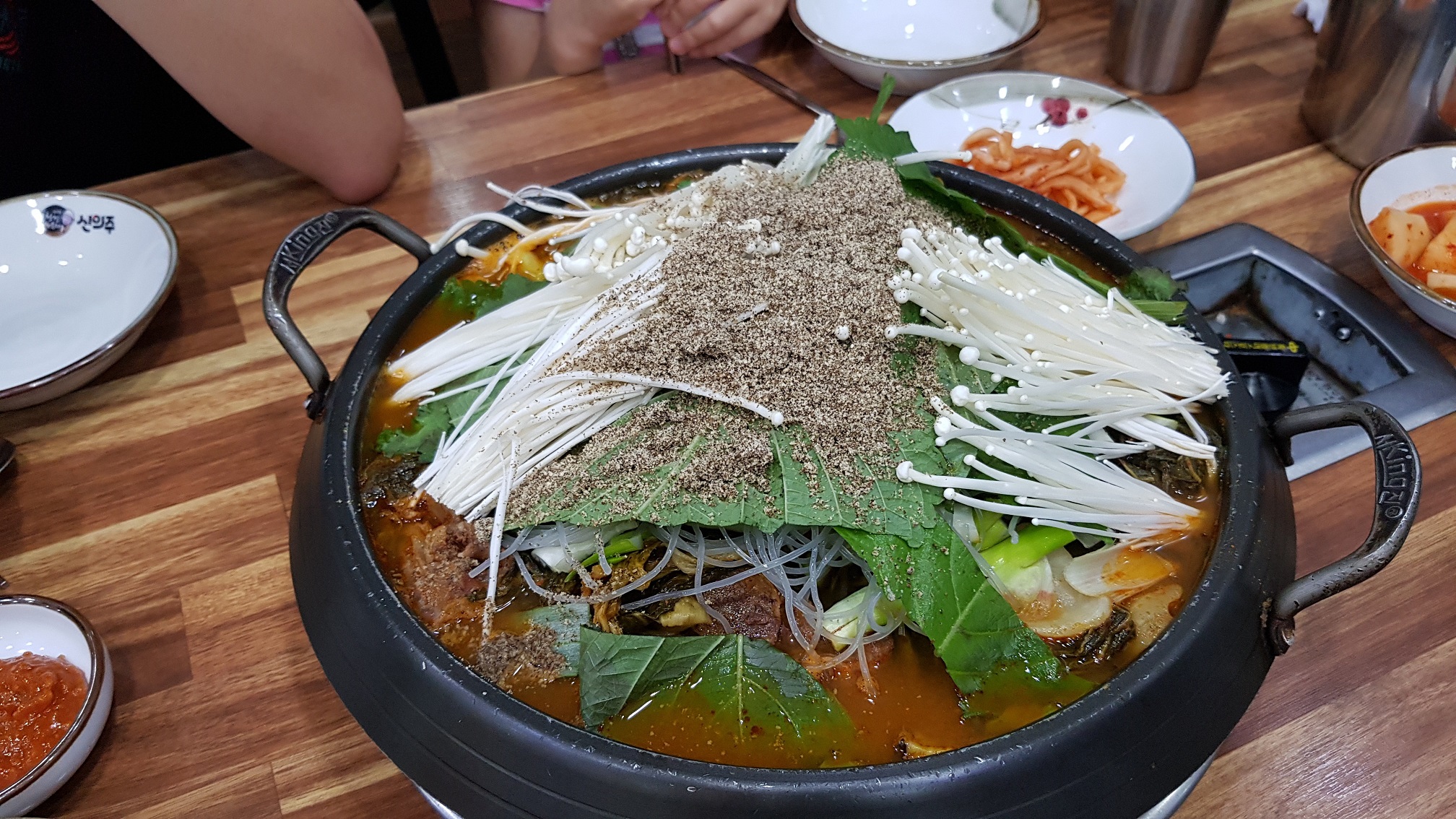 Sinuijuchapssalsundae (신의주찹쌀순대) 1