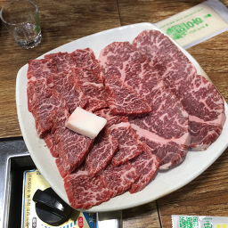 Gayahanumaeul (가야한우마을) 1