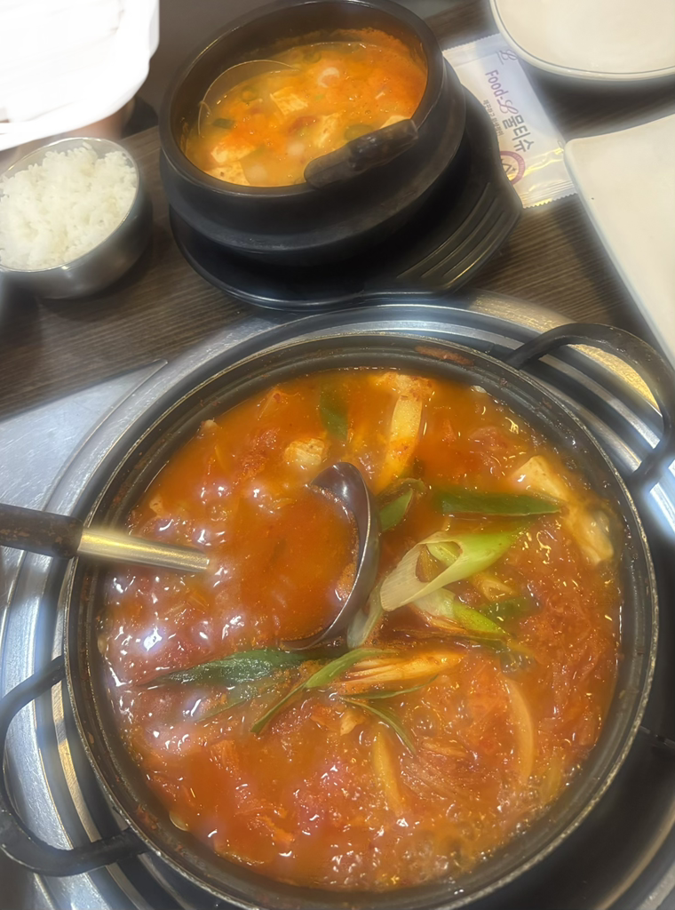 Suyujamaesikdang (수유자매식당) 1