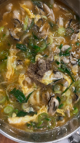 Seocheongulkalguksu (서천굴칼국수) 2
