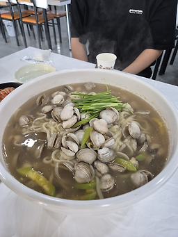 구룡포홍게칼국수 1