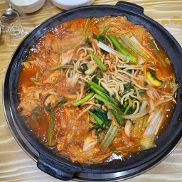 Insamdakgalbi (인삼닭갈비) 2