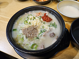 Iganegamasotsundaeguk (이가네가마솥순대국) 2