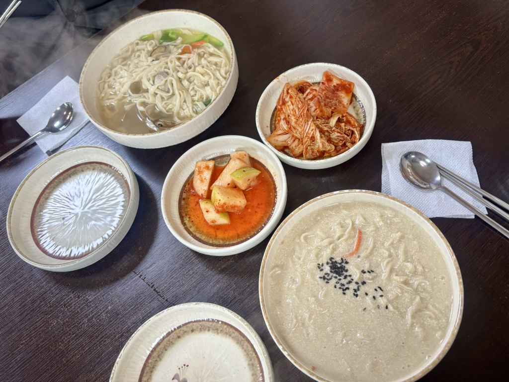 우리밀칼국수 2