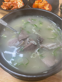 Cheongsolsomeorigukbap (청솔소머리국밥) 2