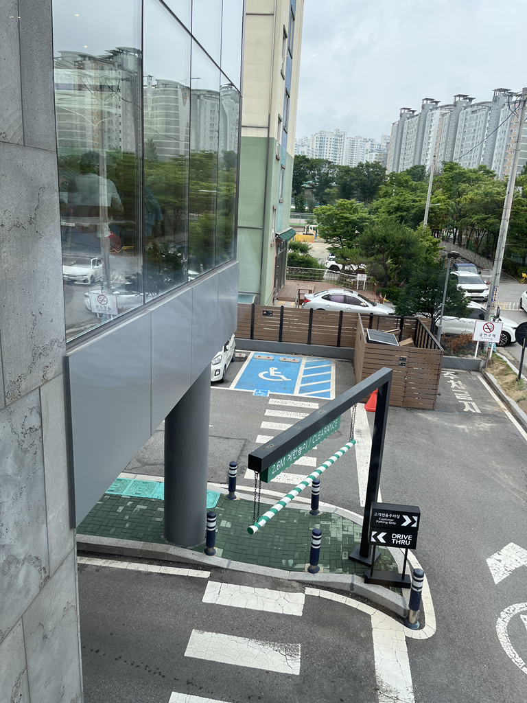 스타벅스 파주야당DT점