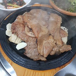 덤앤덤돼지촌 2
