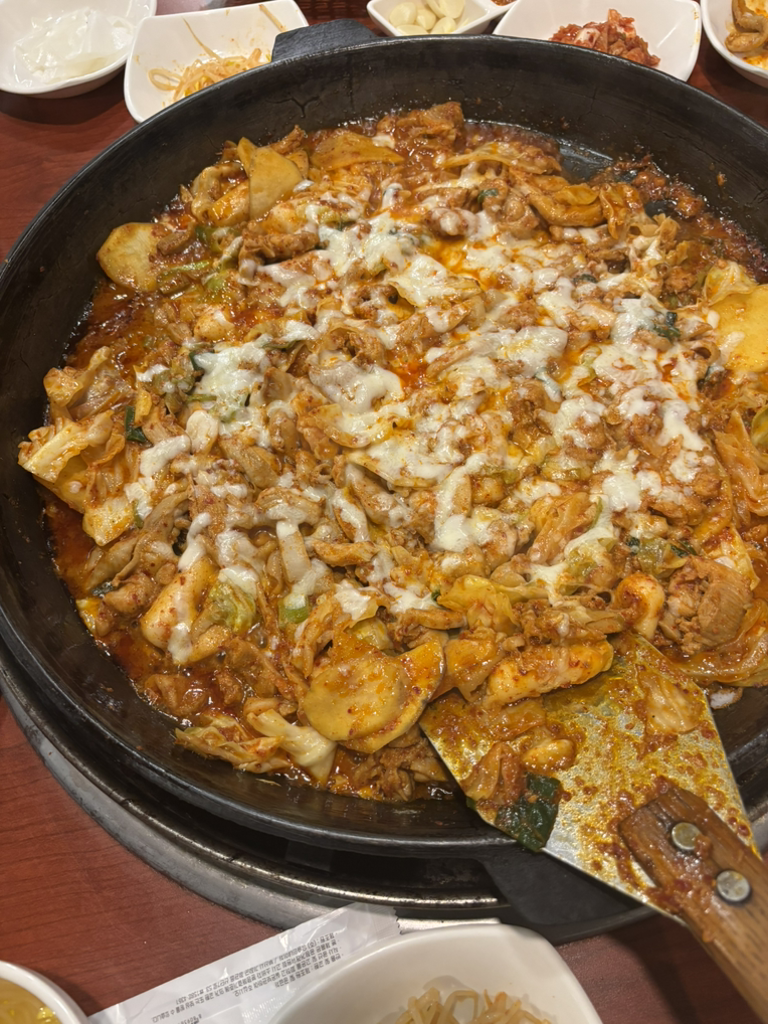 춘천명동닭갈비서사라점 1