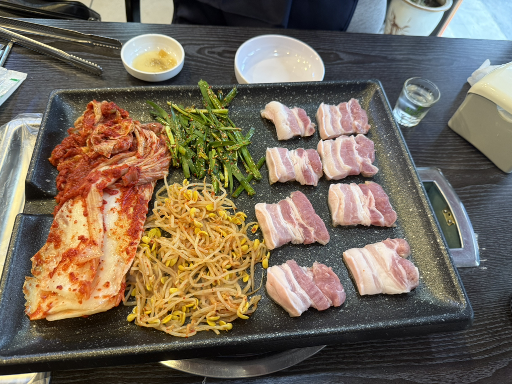 황금돈삼겹살 1