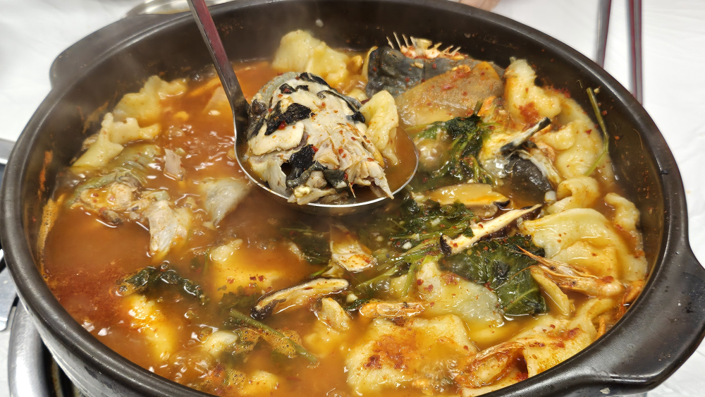 약천메기탕 1