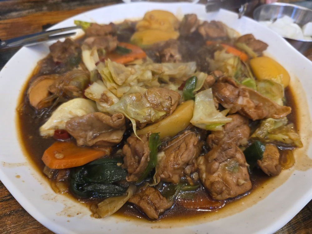 Sinsegyejjimdak (신세계찜닭) 2