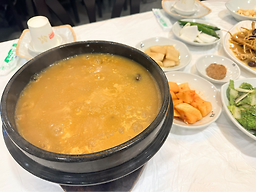 Gobongsamgyetang (고봉삼계탕) 2