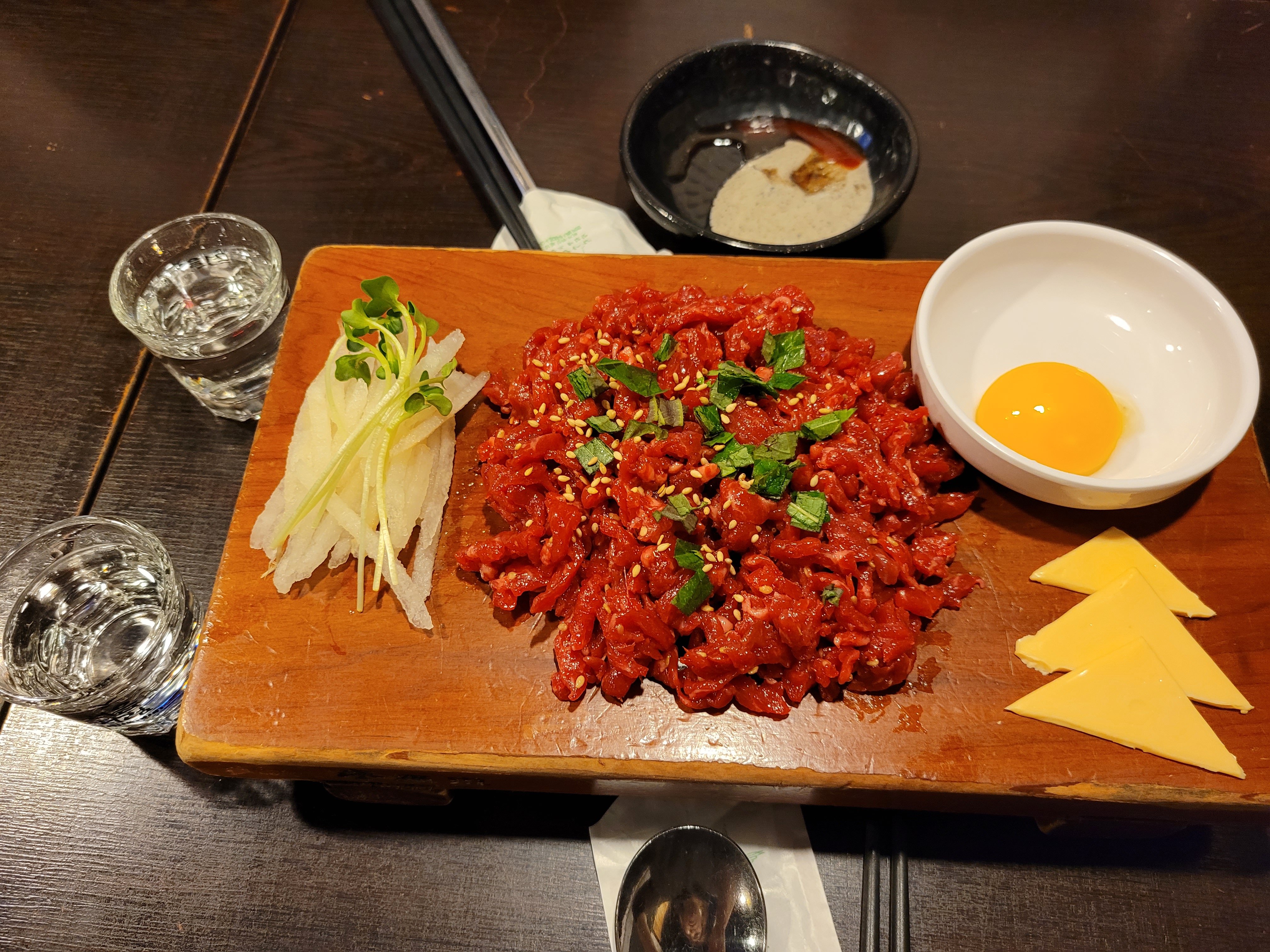 육회지존 신대방역점 사진 2