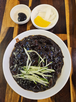 Deokchwiwon (덕취원) 1
