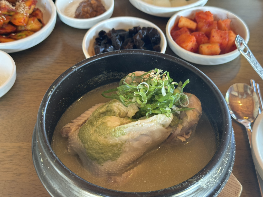 한방삼계탕 3