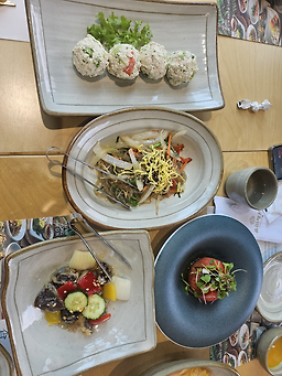Yumijeongwon 3