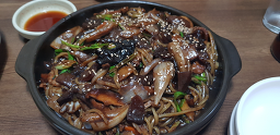 Sinheungjjajang (신흥짜장) 2