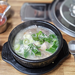 Suwonsundaeguk (수원순대국) 2
