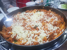 Chuncheondakganedakgalbimakguksu janggijeom 1