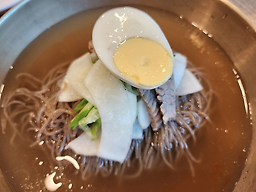 Hwanggawon (황가원) 3