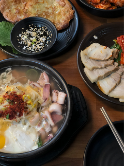 Jeonjukongnamulgukbap 5