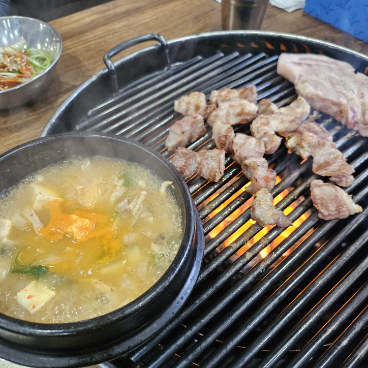 육부장 대표 사진