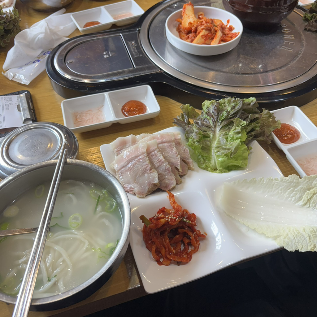 명동칼국수샤브샤브 사진 2