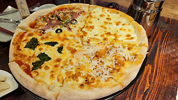 Olribeujangjak (올리브장작) 2